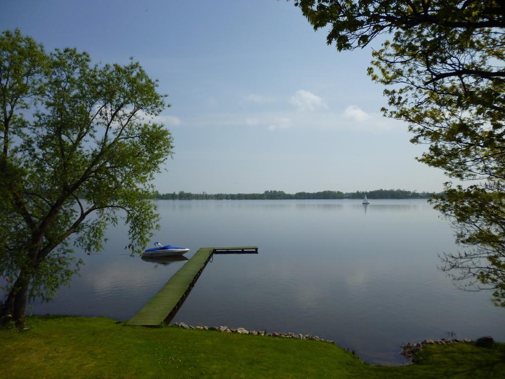 Gosciniec Hetman Bed and Breakfast Mikołajki Rum bild