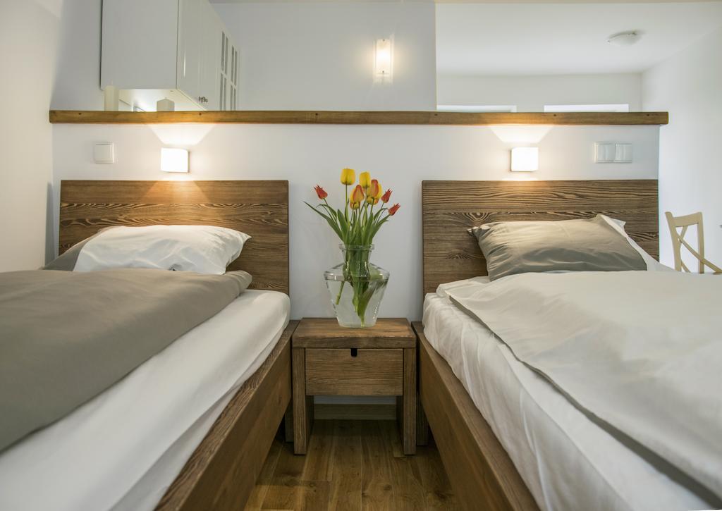 Gosciniec Hetman Bed and Breakfast Mikołajki Rum bild
