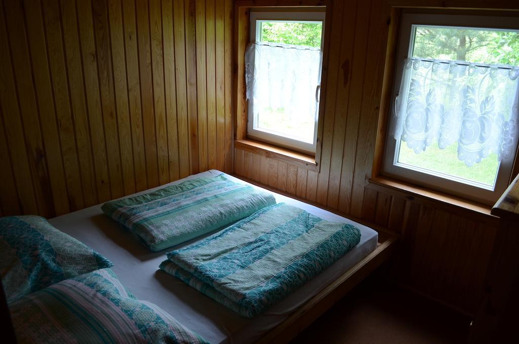 Gosciniec Hetman Bed and Breakfast Mikołajki Rum bild