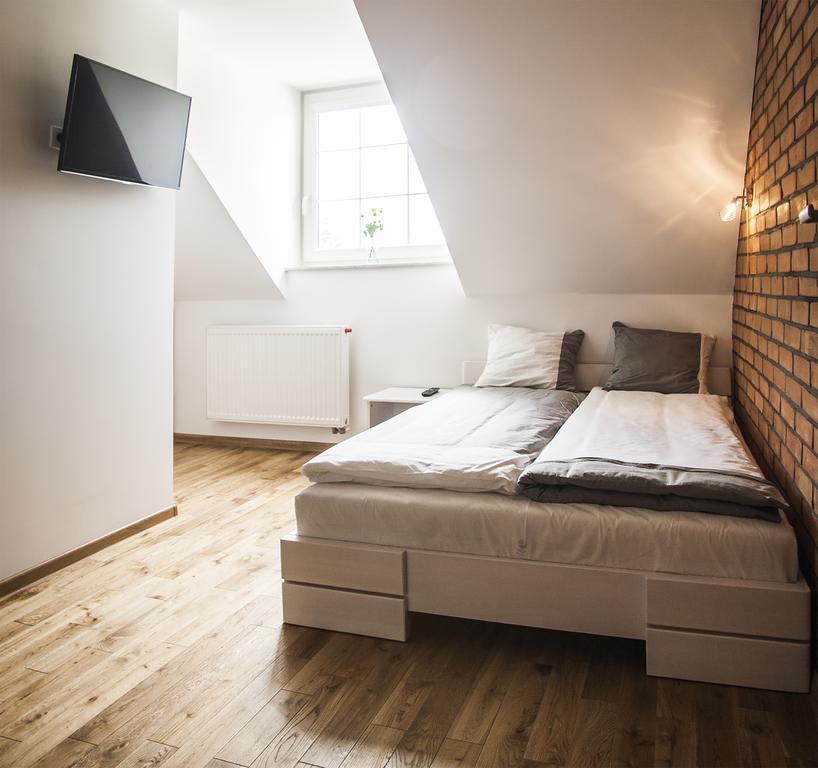 Gosciniec Hetman Bed and Breakfast Mikołajki Rum bild