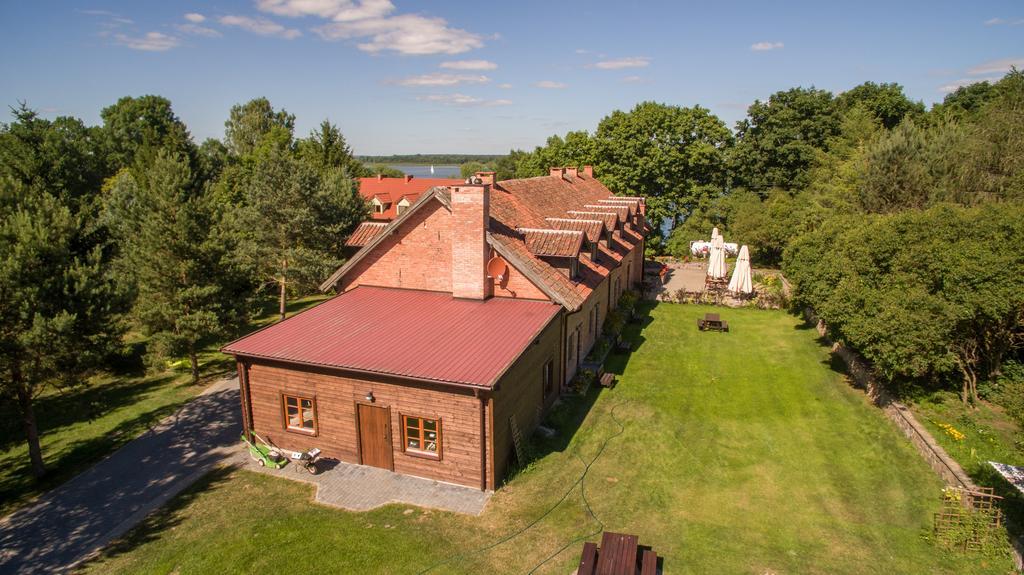Gosciniec Hetman Bed and Breakfast Mikołajki Exteriör bild