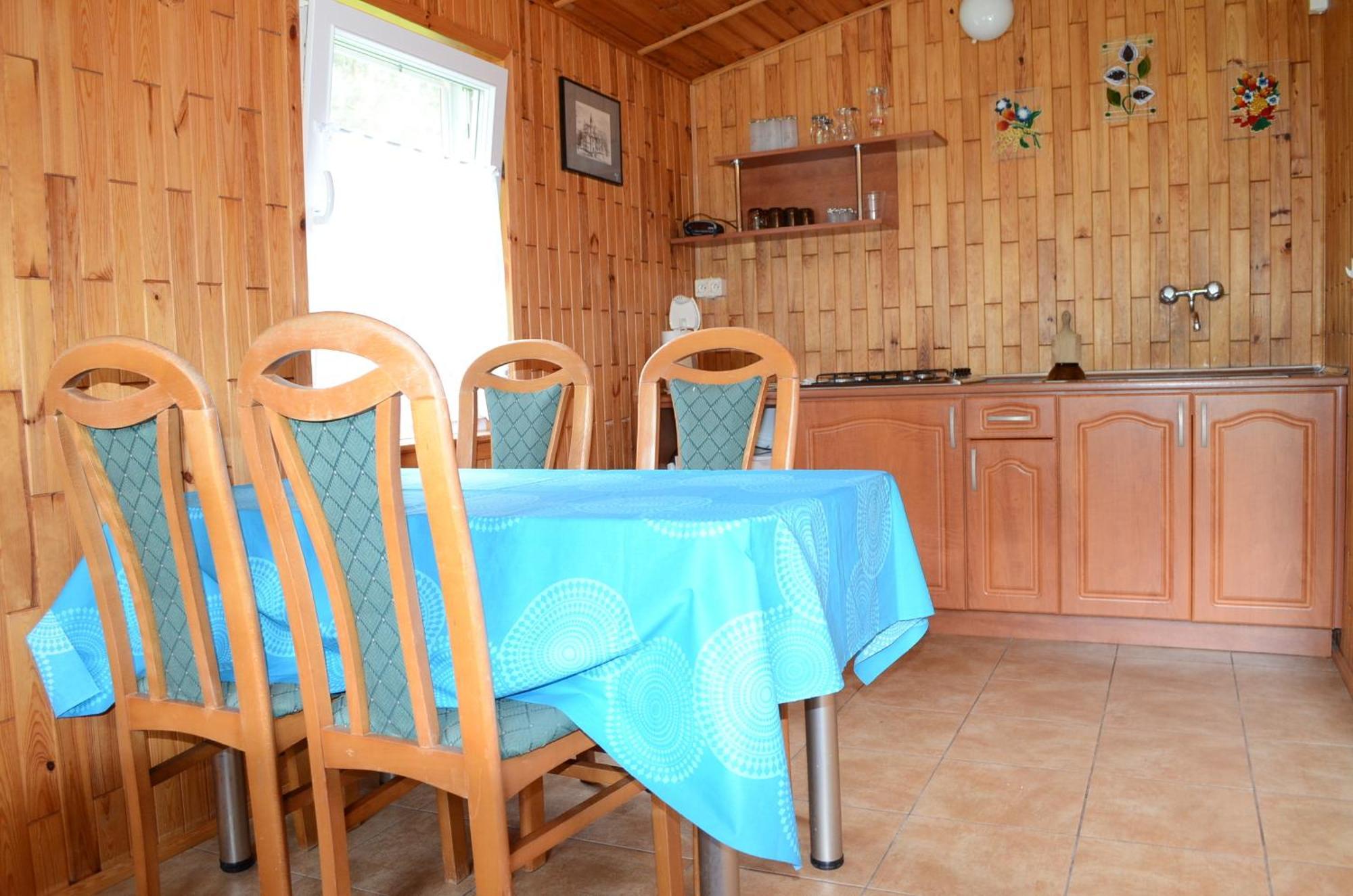 Gosciniec Hetman Bed and Breakfast Mikołajki Rum bild