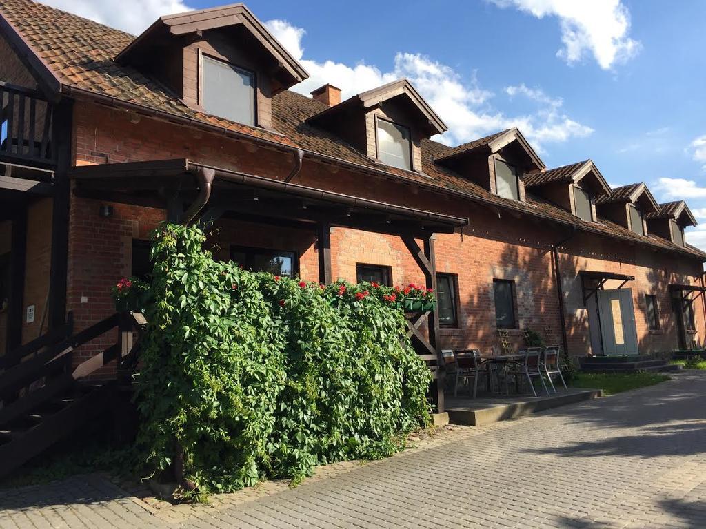 Gosciniec Hetman Bed and Breakfast Mikołajki Exteriör bild